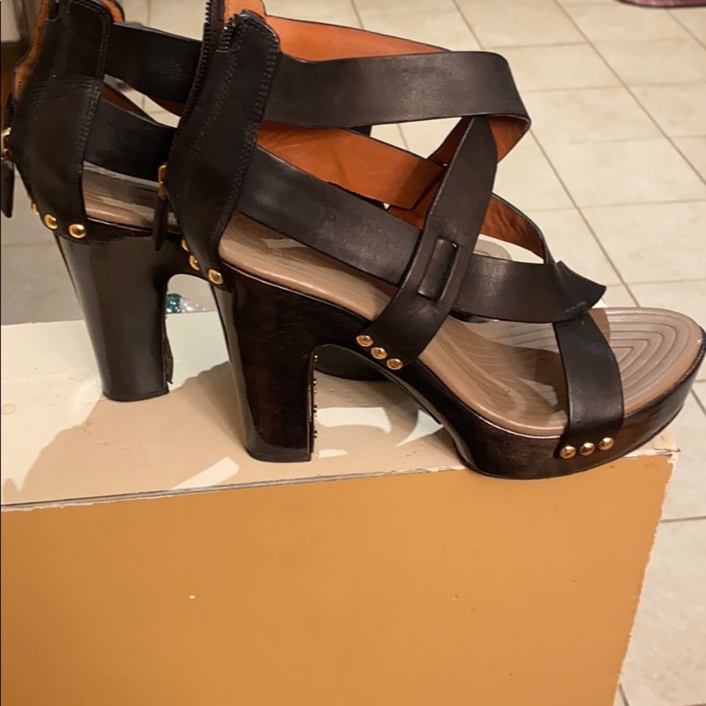 Authentic Givenchy sandals - Picture 2 of 5